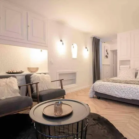Apartment Le Sweetty, Appart Au Coeur D'annecy !